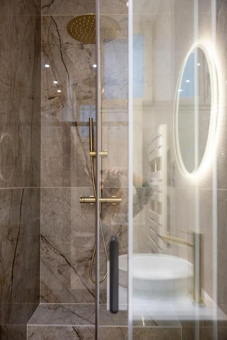 New Luxury And Cozy Apartment - Notre Dame París Exterior foto