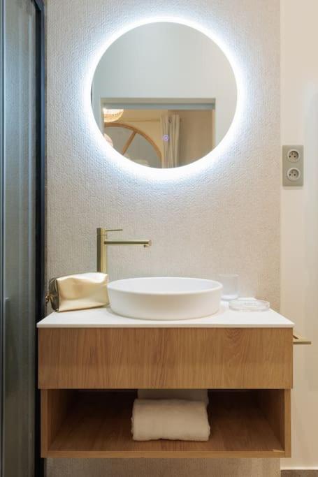 New Luxury And Cozy Apartment - Notre Dame París Exterior foto